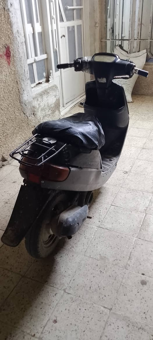 السلام عليكم ورحمة الله وبركاتة
عندي دراجه بطه 60 للببع شغاله 
السعر 150 وبيه مجال 
مكاني بغداد مدينه الصدر الاورفلي


**إذا كنت صاحب هذا الإعلان وتريد حذفه لأي سبب، رجاءا أرسل رسالة إلى الدعم الفني**