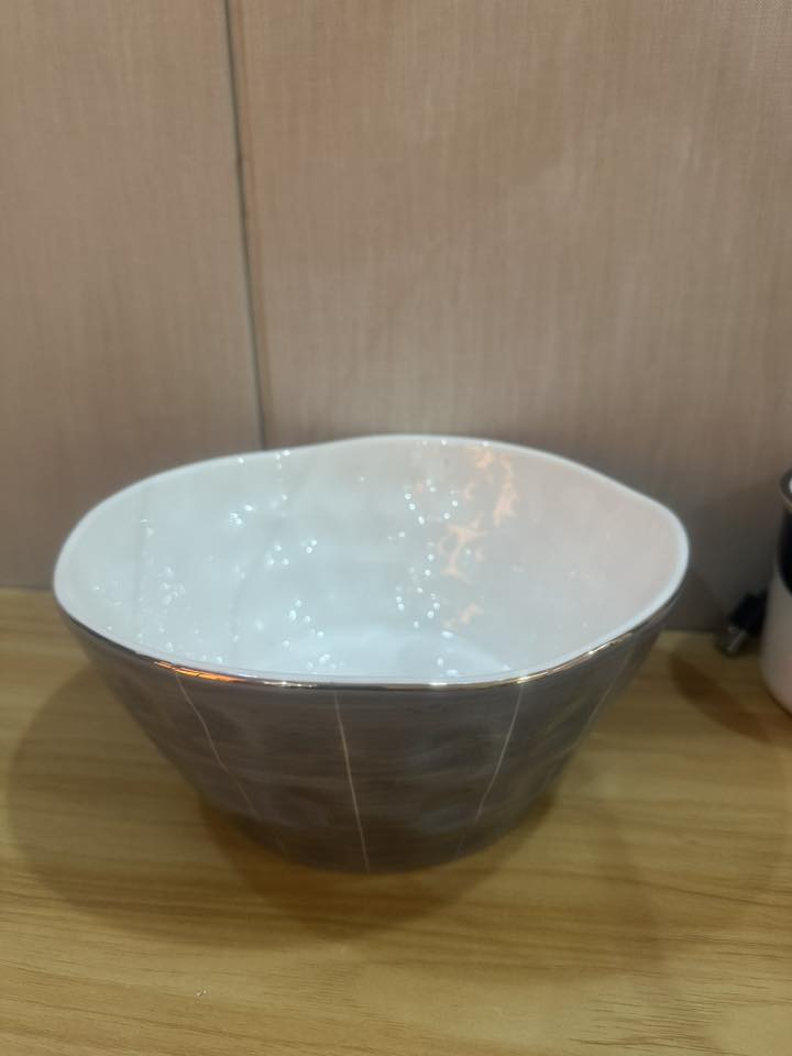 السلام عليكم
يتوفر فرفوري بايركس ملون 
كوابة وفناجين 
مواعين حلاوة ومناسف
طوس مرك 
اشكال والوان منوعة 
يتوفر توصيل لكل العراق
تواصل خاص


**إذا كنت صاحب هذا الإعلان وتريد حذفه لأي سبب، رجاءا أرسل رسالة إلى الدعم الفني**