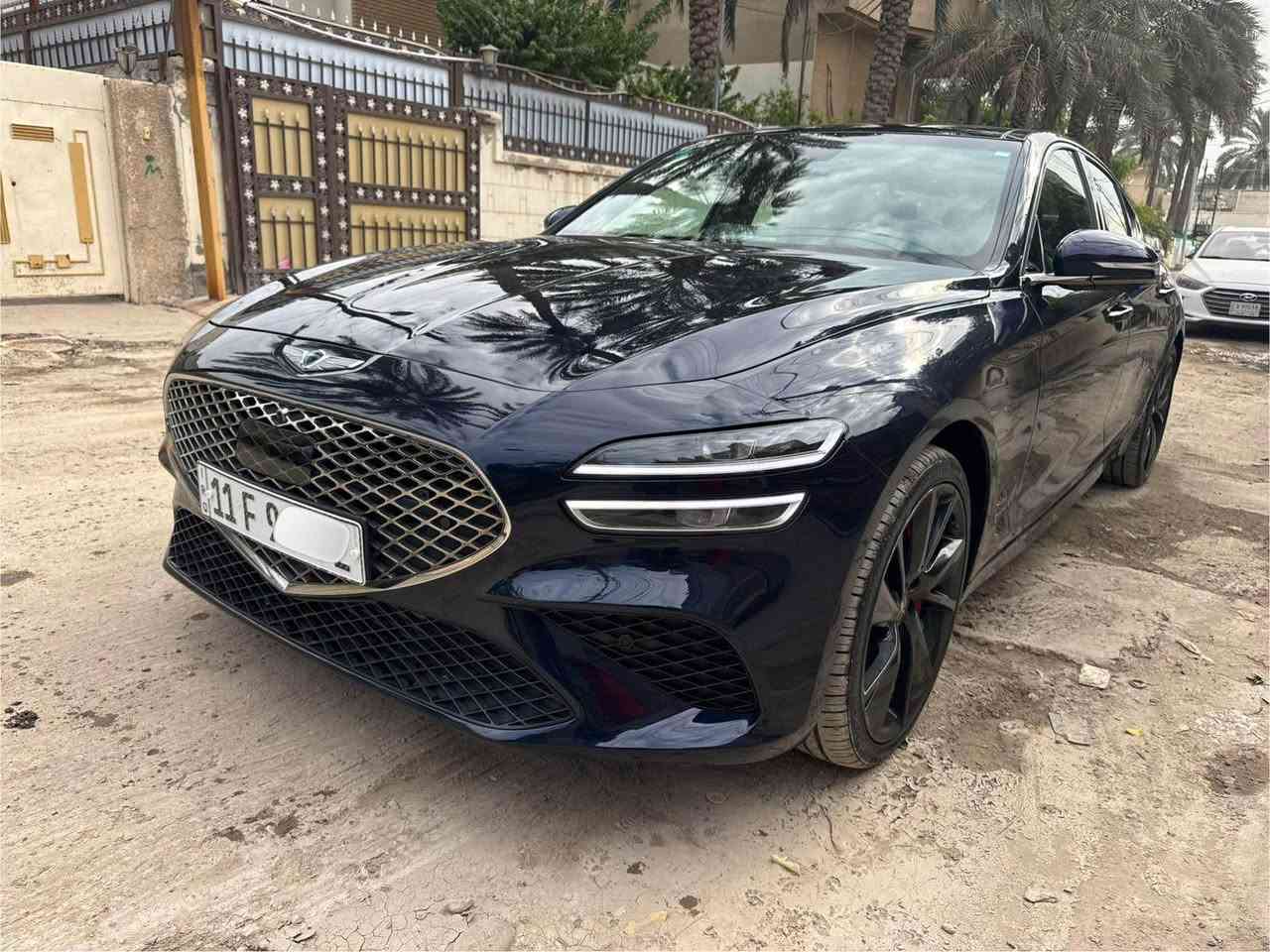 جنسيس G70 برستيج سبورت
موديل 2023 ماشيه 18 ميل بعدها ع مشي امريكا حادث السيارة موضح بالصور صبغ قطعتين جاملغ و بنيد و شويه بارد ايرباك دركة فقط 
السيارة 6 سلندر تو ويل فول مواصفات 1/1 اربع كامرات 5وضعيات قيادة داتا شو تدفئة تبريد كشن بانوراما حساس امامي خلفي و باقي المواصفات معروفة
تصليح درجة اولى و كل القطع تبدلت وكالة و مكفولة من اي عطل او اي مسج بشاشة الاعطال
السعر 230$ 
مكان السيارة بغداد
*********** بغداد, العراق
