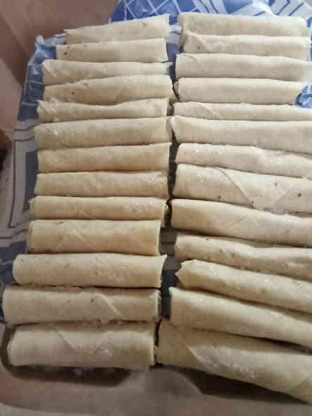 مساء الخير والعافية صعدو منشوري باب رزقي الله يستر عليكم بحق الحسين الشهيد امانت الله صعدو بركبتي عائله هذا مصدر رزقي بنات  كبه برغل تكلاه30قطعه على10الف كبه برغل 30قطعه 10الف كبه تمن 30قطعه على 10الف بورك 30قطعه على 10الف كباب عروك كيلو12الف كليجه مشكل 6الف كليجه بجوز كيلو 7الف طرشي احمر 10كيلوات 22الف فطائربل الحم20قطعه على12الف 20قطعه  بل دجاج 12الف  رقم الحجز ***********
