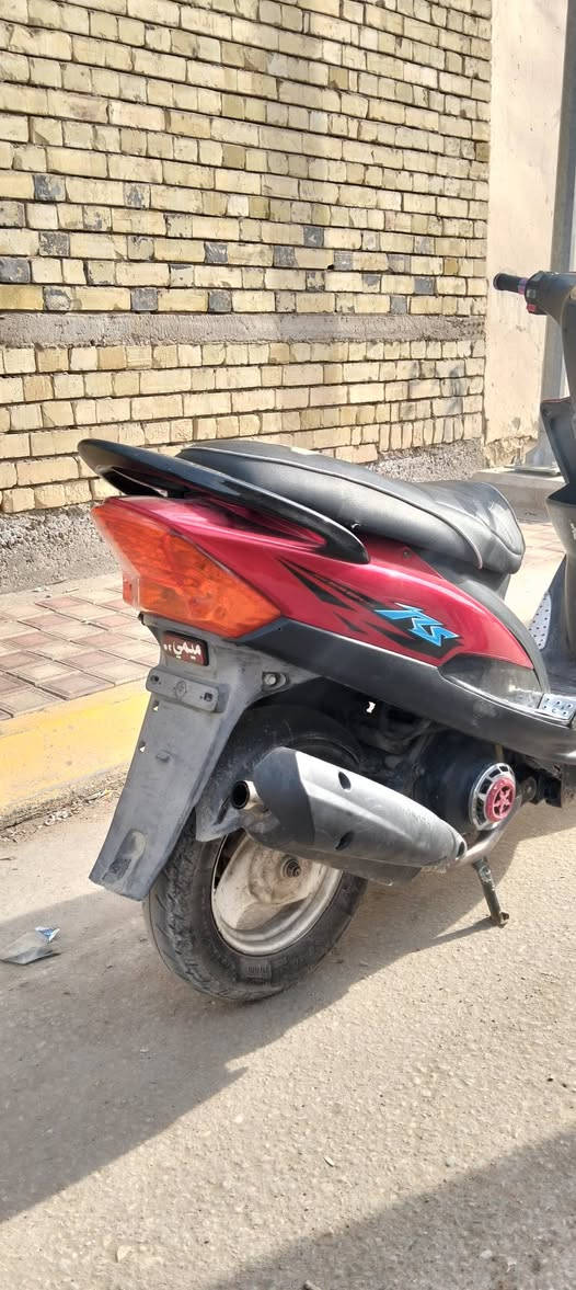 سلام عليكم ماكس عدله للبيع بوشه 55 لون حمره وعدي كفرات رصاصي بلادي السعر 700 وبيهة مجال العنوان كربلاء الحر قرب مرقد الحر *********** بي واتساب
