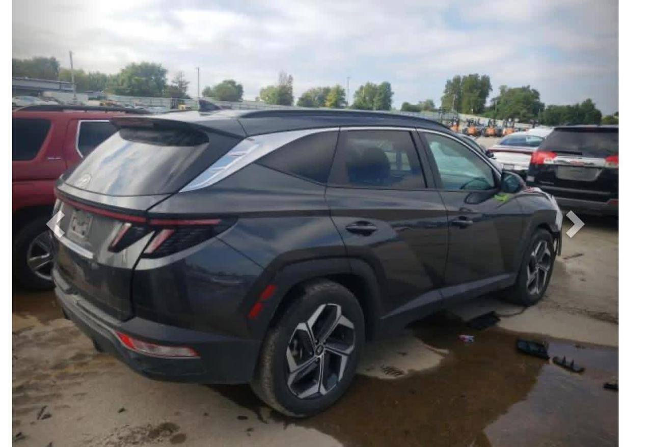 السلام عليكم شباب هونداي توسان. فول موصفات بدون ايرباك  صبغ بنيد فقط  فتحه كشنات جلد كهرباء جنطه شفط  اهواي بيها موصفات رقم بغداد  موديل 23.  السعر ب١٩٥  عنوان بغداد جميله. ***********
