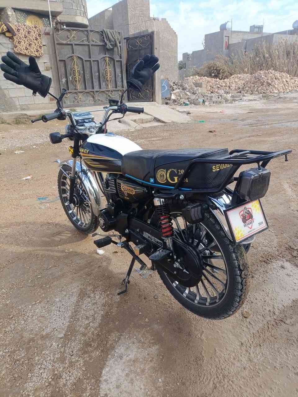 ايراني للبيع موديل 25 جديد صارلي سبوع من شديته
للاستفسار ***********
