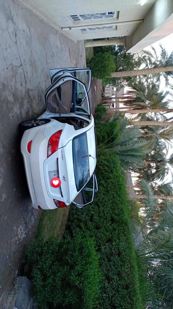السلام عليكم
اكسنت ١٦ خليجي
فوول بغداد بأسمي
محرك ١٦٠٠ دوش
سلايد رؤوف شاشه
محرك  كير تبريد  جاهز
السعر ٩٧
***********
مكاني بغداد
