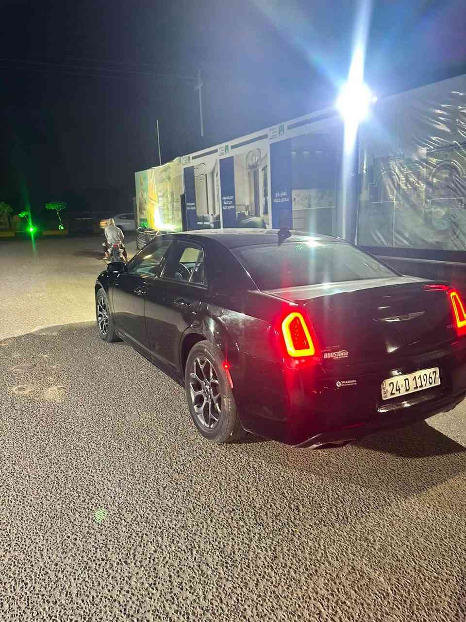 اوباما ٢٠١٧ 
فول الفول 
بانوراما 
بردة خلفية
كشنات تدفئة +تبريد 
كشنات كهرباء 
لايت دوار مع السيترين 
تدفئة ستيرن + مرايات تعتيم
كير +محرك + تبريد حدادية
شواصي لغد كفالة 
ضرر امريكا ونص من الجاملغ الايسر 
تخم تاير جديد 
سيارة جاهزة وحلوة نواقصها اشياء بسيطة
(فور ويل السيارة )
رقم دهوك باسمي تحويل ثاني يوم
*********** والسعر 178 حلة, بابل
