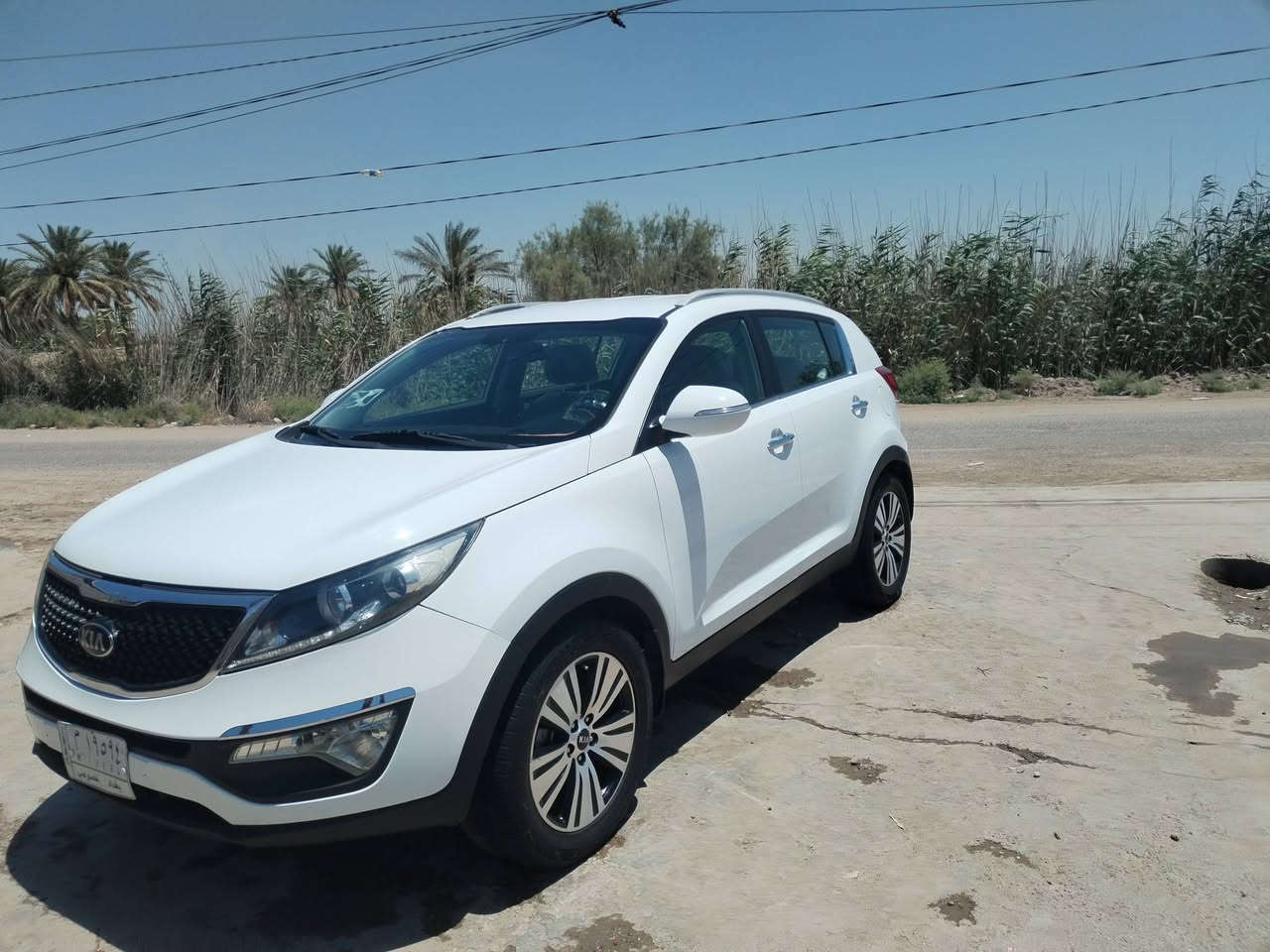 سبورتج 2015 
خليجي كفاله 
محرك2000 دوش
رقم بغداد 
تحويل مباشر 
كامره تدفئة تبريد
مري شفط 
جاهزه من كولشي ومكفوله ماعدا الدعاميه الاماميه مبدله فقط 
السياره احلى من الصوره
مكاني بغداد
السعر   152وبيها مجال 

الاتصال ع الرقم ***********
