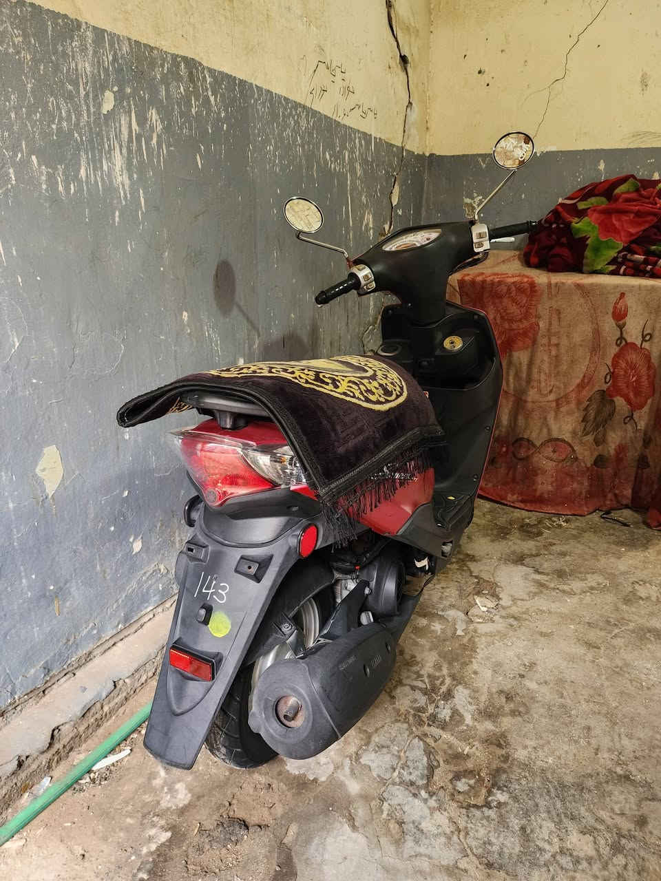 سلام عليكم دراجه البيع بحالت وكاله صاله ٢٠ يوم من طالعه من معرض سعر بواحد ٣٥٠ بيه مجال قليل هذا رقمي ***********
