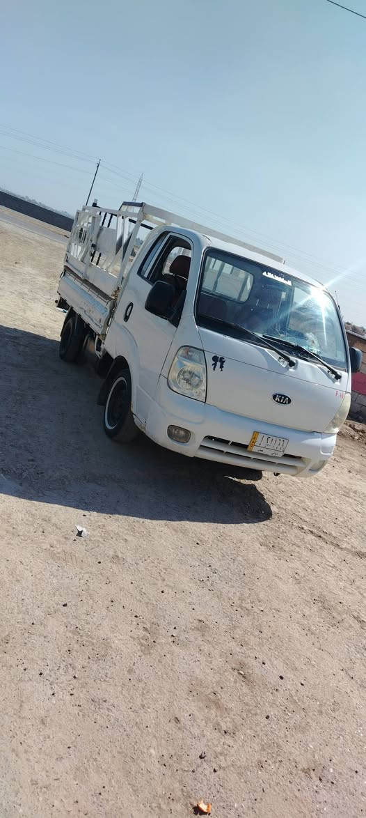 السلام عليكم كيا حمل 2012 رقم ديالى السيارة مكفولة من كير اكسل محرك وشاصي ورقم شاصي واضح مكفوله من صبغ السيارة مكفولة كفالة عامة من صبغ  السعر 95 وبيها مجال الاستفسار عن هذا الرقم ***********
