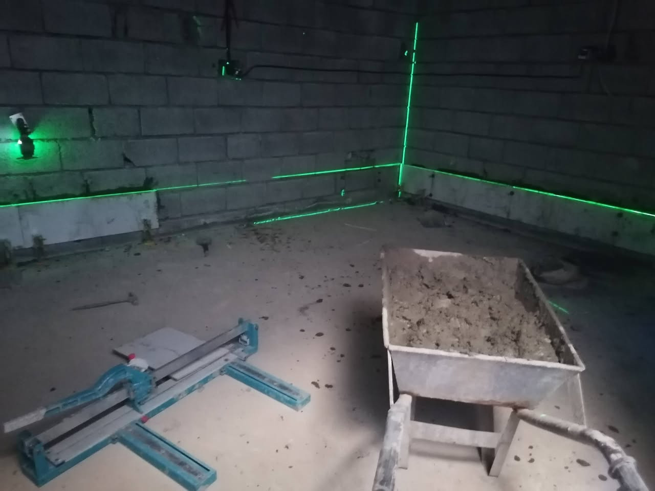 سلام عليكم شغل سيراميك نشتغل داخل قضاء قرتبه وخارج سعر مناسب ان شاءلله اتصل وتدلل ***********بيه وتساب
