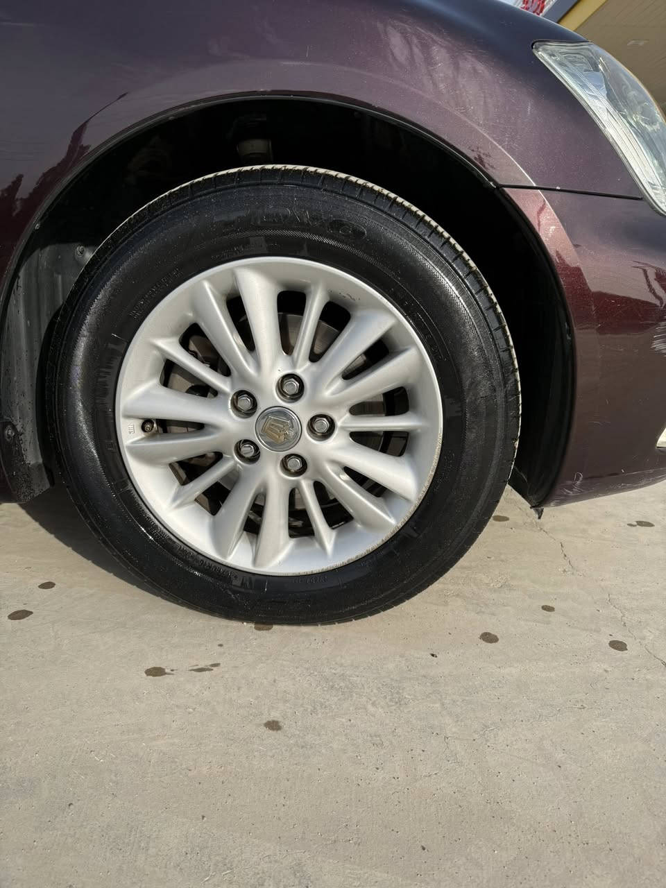 شاهینە ساق
شاهینە مارۆنی ٢٠٠٥
بی بۆیاخ
ناو زەرد
١٨٢
بی دوکەل 
تایەو ویلی سفر بیلاد
کامل گیانی جایز
پارەی موسیکە
نرخ : ٦٥ گلا قفلل🔒
0770 824 2200
