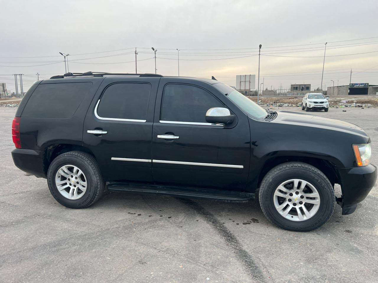 تحيه طيبه للبيع تاهو موديل 2007 رقم بغداد تحويل بسمي فول مواصفات  LTZ سياره جاهزه مكينه كير صدر تخم تاير تبريد السعر 157$ وبيها مجال للطيبين سياره جاهزه بيها صبغ عام فول مواصفات فتحه كشنات كهرباء جنطه كهربائ معروفه مواصفاتها  الLTZ 
مكاني كوت واسط مركز مدينه                *********** *********** دهل اوران, واسط
