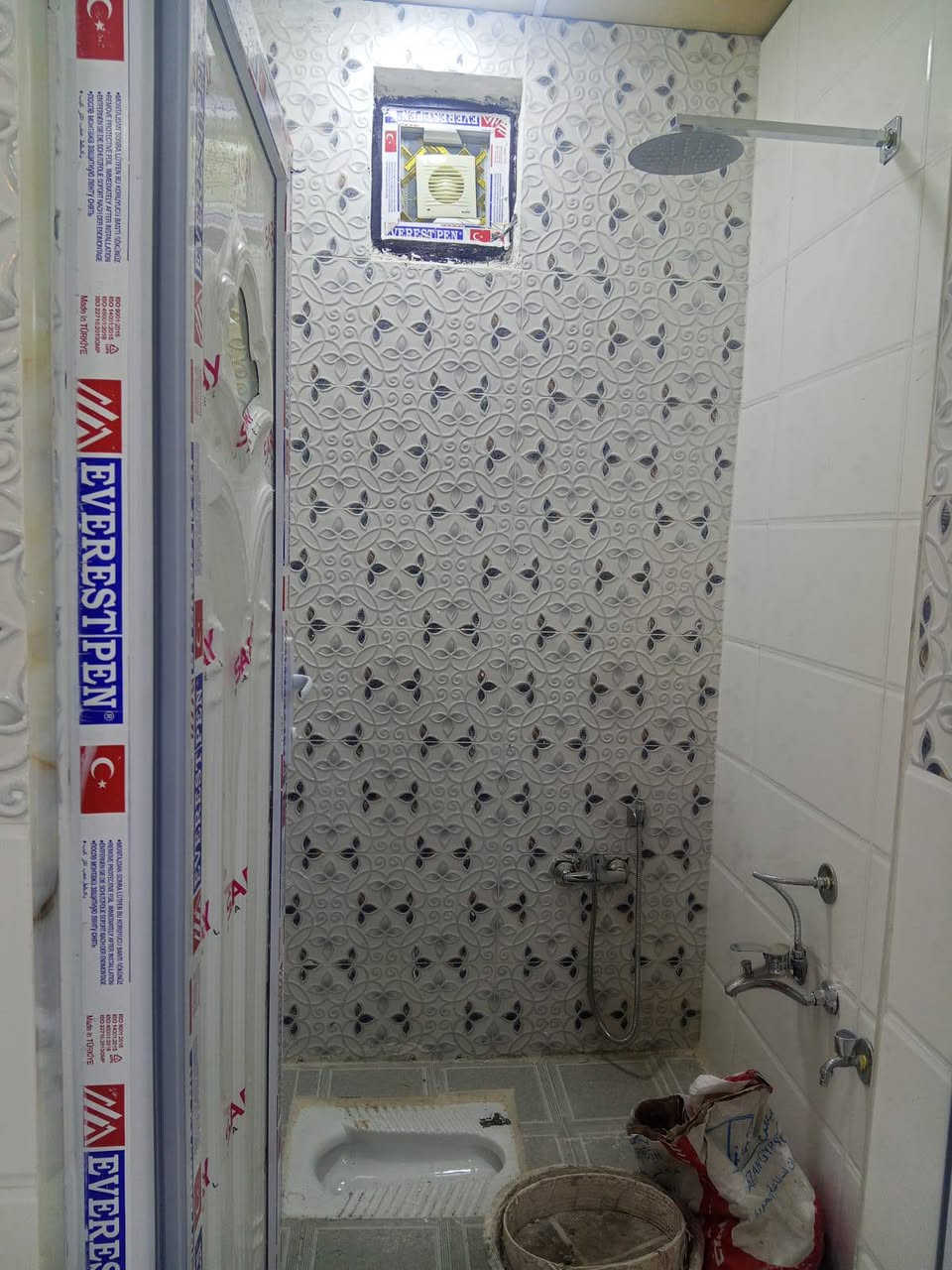 دار للبيع  50 م 🏡
✅ مشمول بقرار التطويب 

بسعر /20/ مليون مع المجال
موقع /نجف 🏡شارع الحولي مال المطار عمود/ 314 

البناء 🏡 
غرفه/صاله/مطبخ / صحيات خارجيه/مكشوفه
بناء مرتب/ اساس + سقف كونكريت + طابوك

ألخدمات 🏡 #بعد_عن_سوق_100م
ماء/كهرباء/مدارس/سوق/تبليط/مولد

***********
***********
***********
