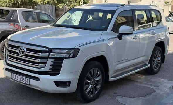 تويوتا لاندكروز 2023 GX_R 
وكالة تويوتا العراق ساز SAS
محرك v6 4000 
تطبيق و 3 شاشات اصل
مقاعد جلد و كراسي كهرباء
مقاعد تبريد
( كفالة من الصبغ و البارد )
ماشية 69 الف كيلو

السعر 68,500$
رقم بغداد 
مكانها بغداد / شارع فلسطين
***********
