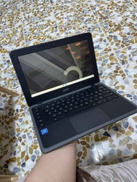 لابتوب إيسر • شاشة لمس • ٣٢جيجا