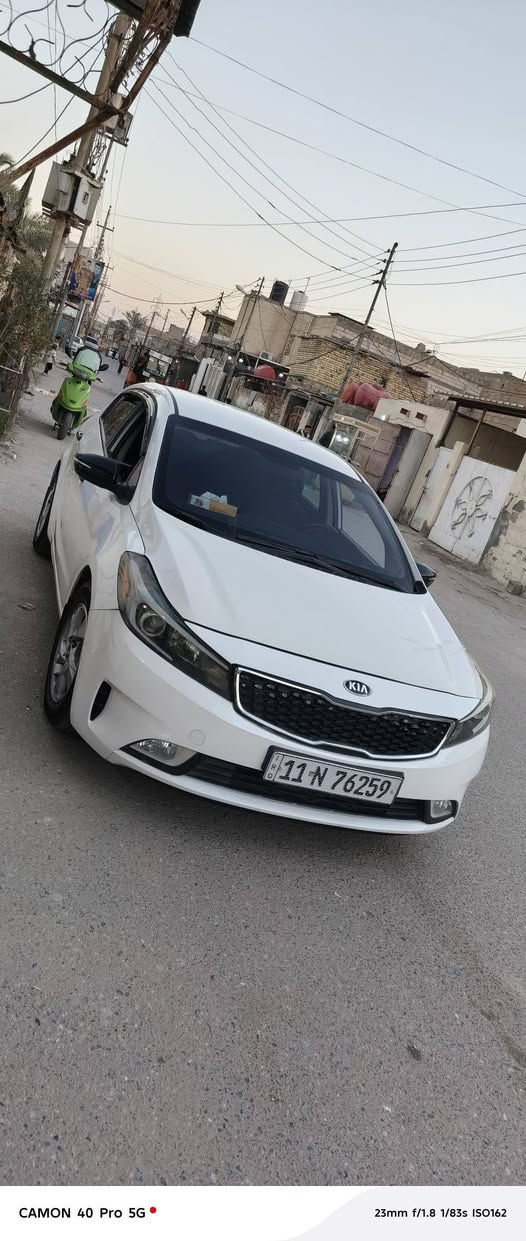 كيه فورتي 18 هاش باك وارد رقم بغداد محرك 2000 حادثهه جاملغ خلفي وباب خلف العبري صبغ والبنيد صبغ فقط الارباكات كلهه سليمه كير محرك كفاله من الفتح بسم ولد من بغداد مكان السياره البصره السعر 115 .. ***********
