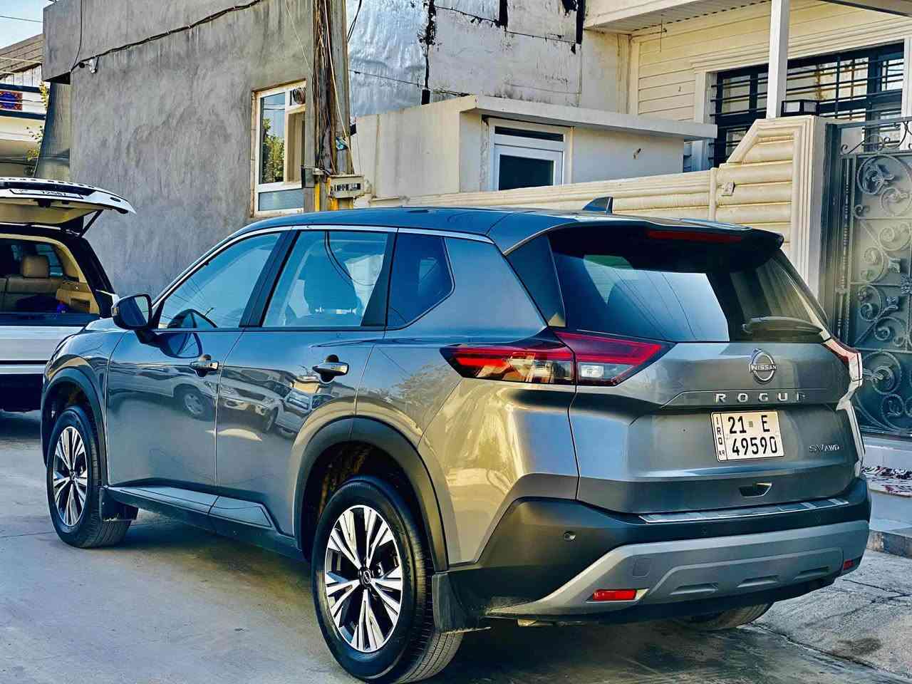 Nissan Rouge 2022sv4wd 
کلین تایتڵ. بي سارد و كارت سه ياره كه نمونه يه
لەسەر دەقی شەریکە ماوەته وه ٢٠ هەزار ڕۆیشتوە
سەنەوی ٢٠٣٠ هەزە تازە 
چوار تایەی لۆک 
ڕاداری پێش و دوا پێنج بەصمە ڕاداری ئاوێنەکان 
شاشە گەورە تەحکومانی سوکان و گێڕ لەسوکان
سێ مۆدی لێخوڕینی هەیە
مەکینەی سێ بستۆن و تۆربۆ بەشەرتی بیست فیتەر
یەک ٢٥٠ی مەسرەف ١٠٠دۆلار ببره150$و معامه له
***********
***********
