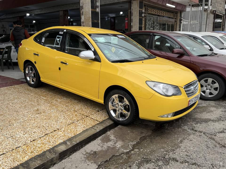 النترا 2011تكسي رقم بغداد الجديد بسمي سنويه وهزه جديده 
هيئه صفر مكينه وكير شرط طخم تاير ويلكب كروم  جدد ماصارلم شي من شديتهم طخم الامامي ولخلفي جديد  سياره ماتصرف عليها دينار بيها معجون بجاملغات الخلفيه بدون داخل ولا حوض بشرط
وبيها باب النفر مبدل صبغ بدوسه يم الجرار مال باب النفر تعديل بارد بس  سعرها 105 وبيها مجال للاستفسار الاتصال على 

‭0772 516 4186‬

‭0750 238 4167‬
