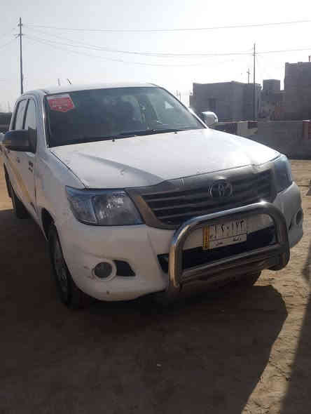 السلام عليكم سيارة للبيع مديل 2012
مجفيه سنويه جديده سعر 130 وبيها مجال 
***********
