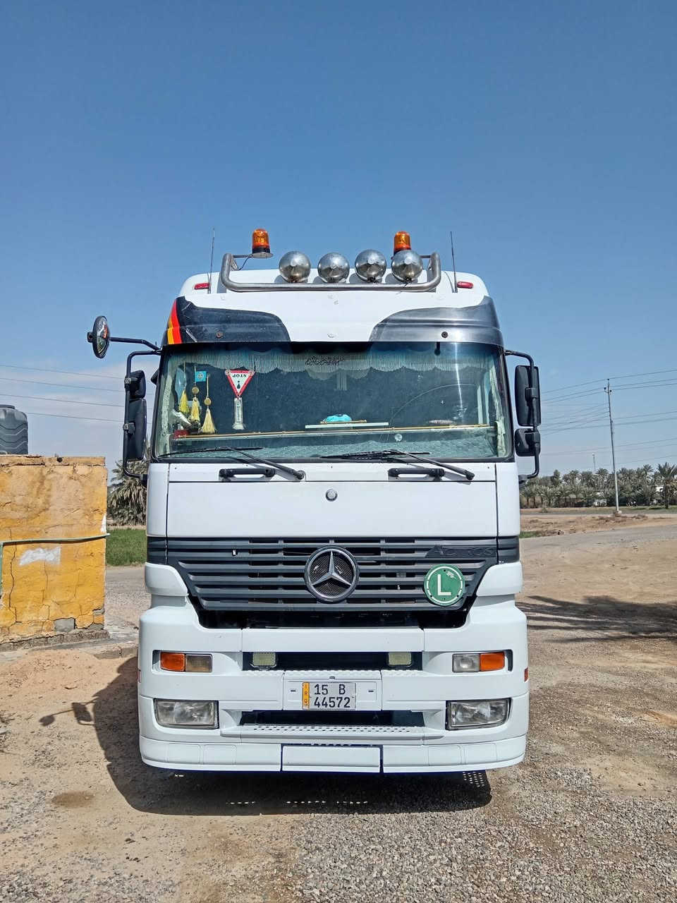 أكتروس موديل 2000 حجم 43
رقم أنبار أنكَليزي مربوطه براد تحويل مباشر
مكفوله كفاله عامه طخم تاير جديد
جاهزه للشغل مكانه بغداد ابو غريب السعر 240 $
بيها مجال للشراي والناس الطيبه
للأستفسار الأتصال ***********  أبو محمد
