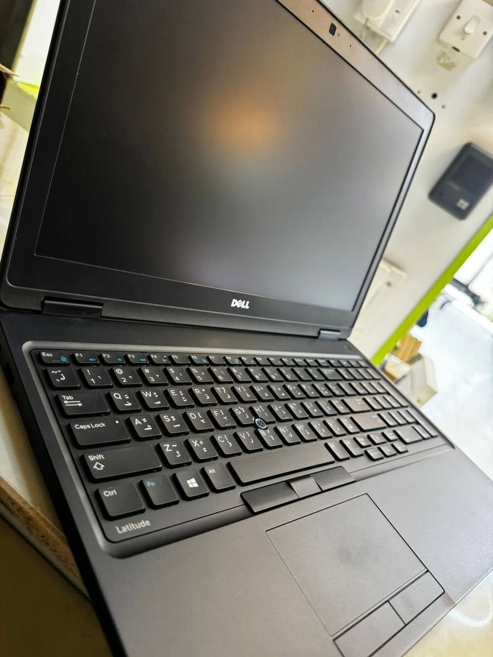 Dell 5580
Core 7-7 HQ
RAM 8-256 ssd
FHD =1920*1080
15,6”
السعر =300 الف
متوفر اسعار جمله


**إذا كنت صاحب هذا الإعلان وتريد حذفه لأي سبب، رجاءا أرسل رسالة إلى الدعم الفني**
