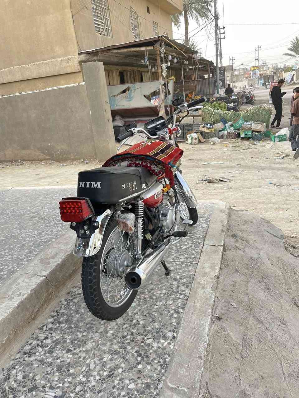 سلام عليكم دراجتين للبيع الماكس نضيفه و بوشه 55الدراجه كلش حلوه و الربعه اوراق سكنر مديل 26السعر خاص ***********/‭٠٧٧٢ ٧٩٣ ٧٤٦٥‬
