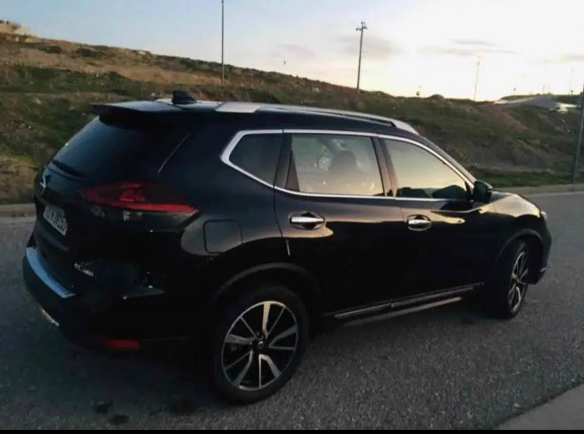 ڕە قم سلیمانی بە ناوی خۆمە وە یە فول فول مواصفات SLزۆر جوانە وپاك مالی دوستە *********** السليمانية, العراق
