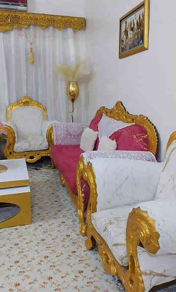 سلام عليكم قنفات قويات وانضاف مابيهن شي سعرهم 300وبيهن مجال العنوان ميسان ابو رمانه  خلف مركز الشرطه الاستفسار ع الرقم ***********
