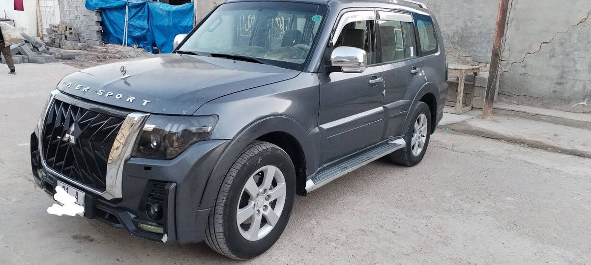 باجيرو 2008 محدث ٢٣ فول مواصفات حبتور دمام كشنات كهرباء محرك 3500 تبريد حداديه تخم تاير سياره جاهزه بدون حادث بيها اربع قطع صبغ رقم بغداد انكليزي بأسمي للبيع او مراوس بكوري السعر 115 وبيها مجال جدا بسيط مكاني بغداد ابو غريب شراي يتصل مارد علفيس ***********
