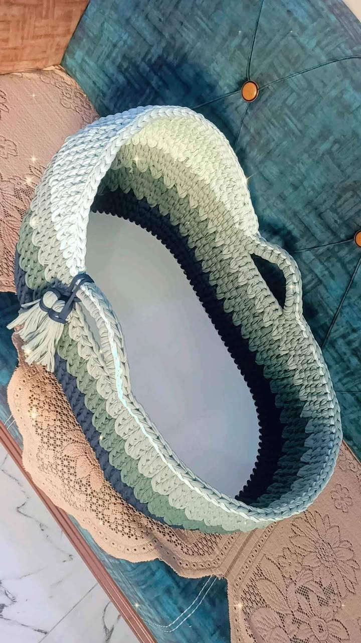 كريكوت طفل حديث الولادة عمل يدوي 
⭕متوفر بيع مباشر 
قياس القاعدة 70*40 
يتوفر توصيل الى كافة محافظات العراق ناصرية, ذي قار


**إذا كنت صاحب هذا الإعلان وتريد حذفه لأي سبب، رجاءا أرسل رسالة إلى الدعم الفني**