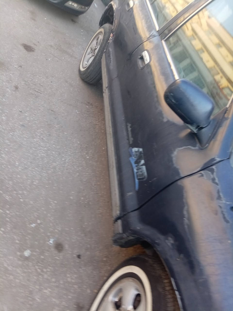 سلام عليكم كيا سبورتج موديل ١٩٩٤ رقم بغداد دولي مكينه وكير نضيفات هزه جديده كير اوتوماتيك محرك مفتوح بيها مشكله بالكهرباء تحويل مباشر عارضها ٢٥ وبيها مجال للتواصل *********** مكاني بغداد الكرخ
