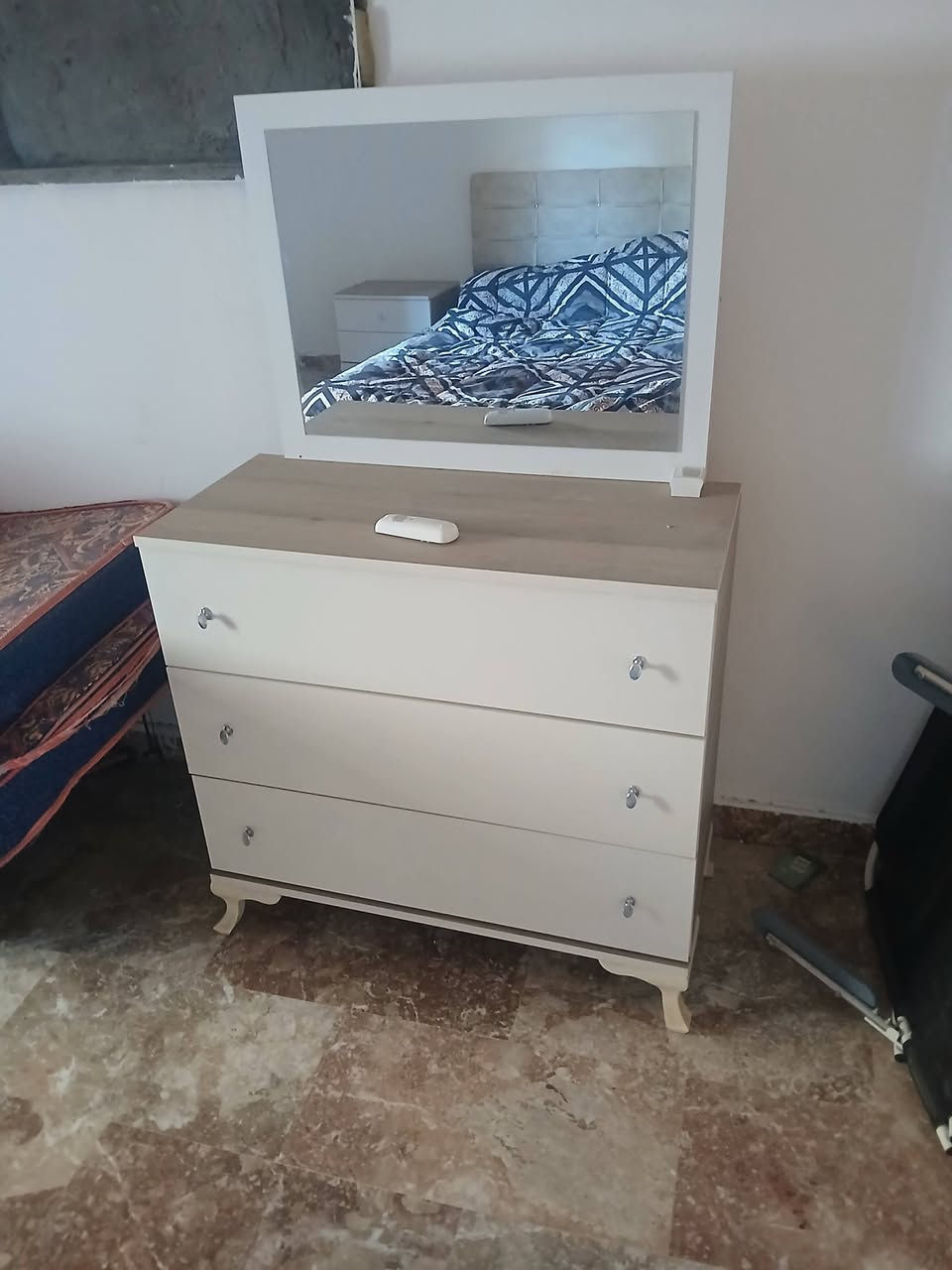 غرفه اخشاب ماليزي سلايت للبيع جديده مع دوشك جربايه السعر ٥٠٠ الف بيها مجال للشراي مكلف بلنشر


**إذا كنت صاحب هذا الإعلان وتريد حذفه لأي سبب، رجاءا أرسل رسالة إلى الدعم الفني**