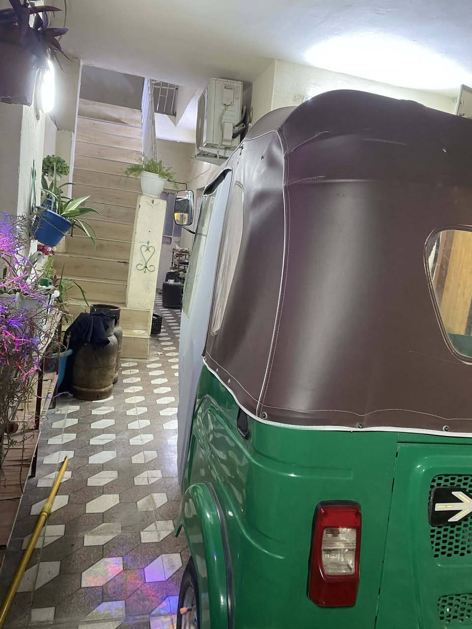 السلام عليكم تكتك للبيع 22ام الكنر تحويل مباشر الرقم *********** مكان بغداد
