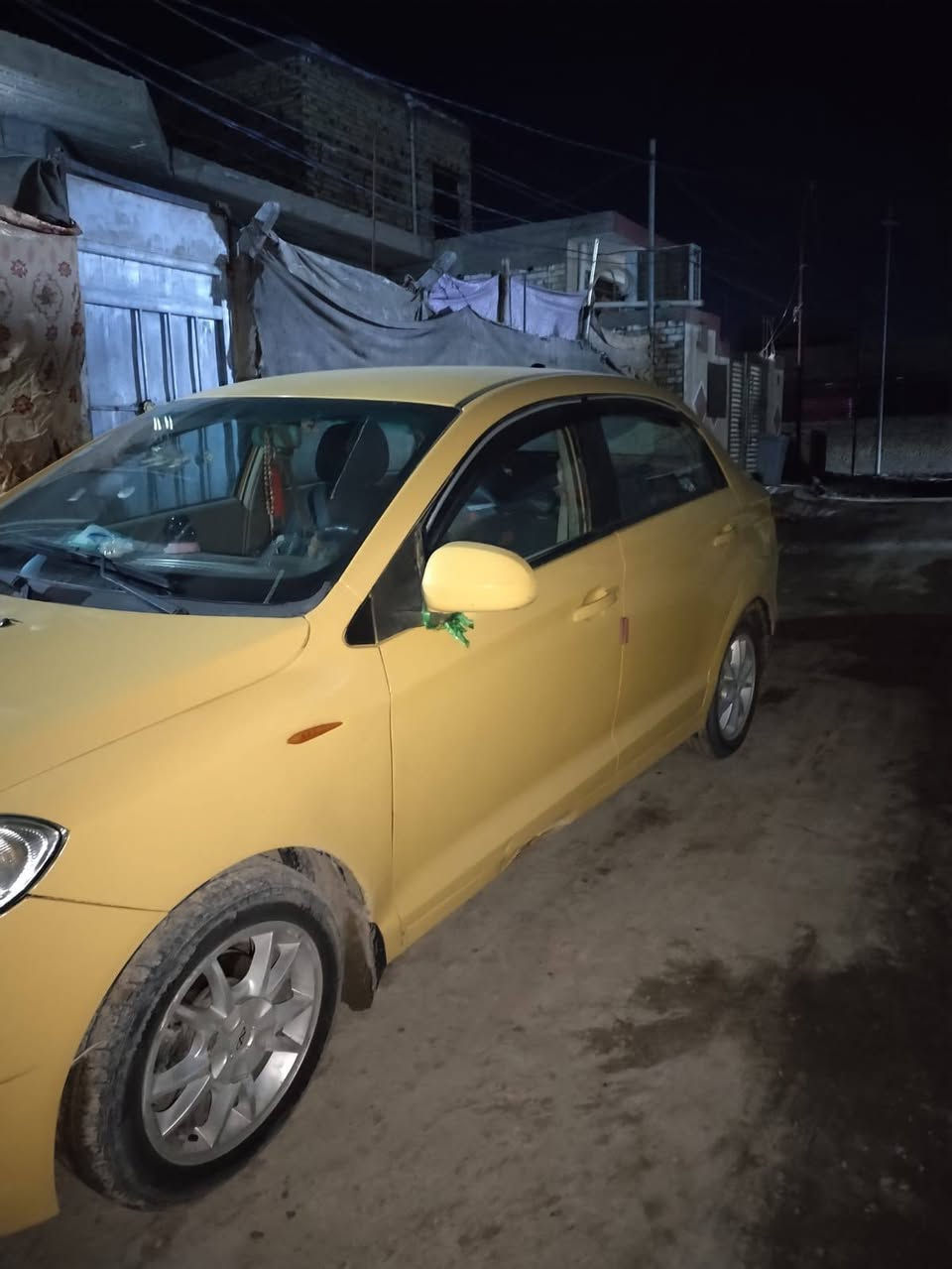 للبيع شيري فلاوين موديل 12 بيها صبغ احزام  سياره حلو نضيفا غرفتها نضيفه بيها تبخير بس متنقص سنويتها صاقطه السعر 32. رقم الموبايل *********** العنوان حله الجنابين
