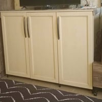 ميز • جزامه • مستعمل