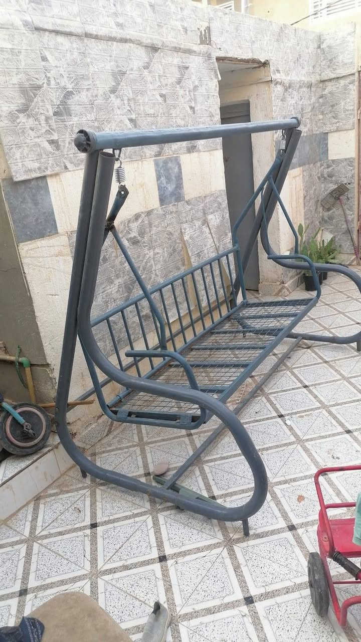 بيبان ومرجوحه وجربايه للبيع
***********
