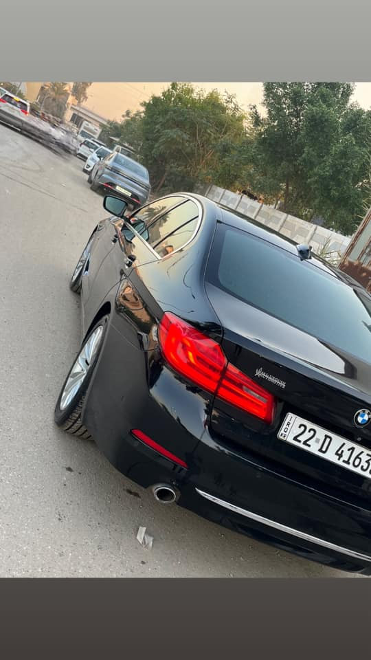 السلام عليكم
 Bmw 530  
الموديل 2018 وكالة العروش ثلاث بصمات 
الفئة لكجري لاين 
السيارة جديدة ع البلاد بدون اي نقص ماشيه ٧٢ الف كيلو متر 
بيها فقط قطع صبغ بدون ضرر اثر شخوط
رقم اربيل بأسمي 
السعر ٢٥ الف دولار وبيها مجال 
المكان بغداد القادسيه ***********
