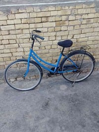 باسكل بناتي حجم 26 تايرات جدد سعر 45 وبيه مجال اليرده يجي خاص او يتصل ...