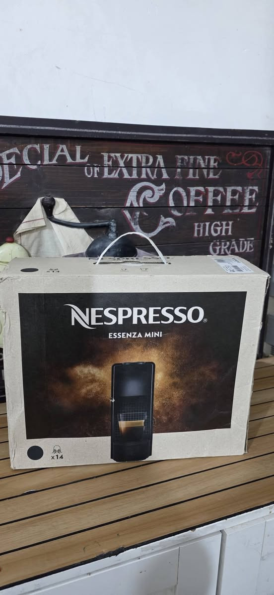 رمضان كريم على الجميع
على بركه الله تم وصول وجبه من مكائن القهوه دولچي كوستو ونسبرسو باله كويتي نضافه وشرط الشغل كاملات بدون نواقص للاستفسار مراسله الصفحه او الاتصال عالوتساب *********** البصره يوجد توصيل لكافه المحافظات
