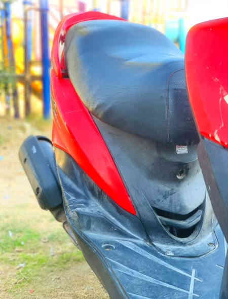 سلام عليكم دراجه نضيف مكفوله من كلش كله شغاله ونضيف وأي شي مابيه الدراجه نكره سلف وكهربائيات كله شغاله ومابيه شي سعر ب٥٢٥ وبيه مجال المكان بغداد الحريه الأستفسار *********** رسلوني وتساب بي
