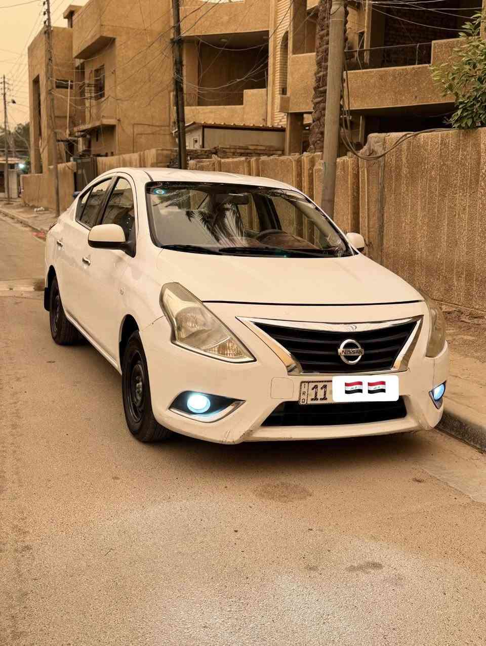 سلام عليكم
نيسان صني مديل ٢٠ رقم بغداد
بيه باب صبغ 
وبارد 
السعر ٩٥وبيه مجال 
مكان بغداد سيديه 
***********
