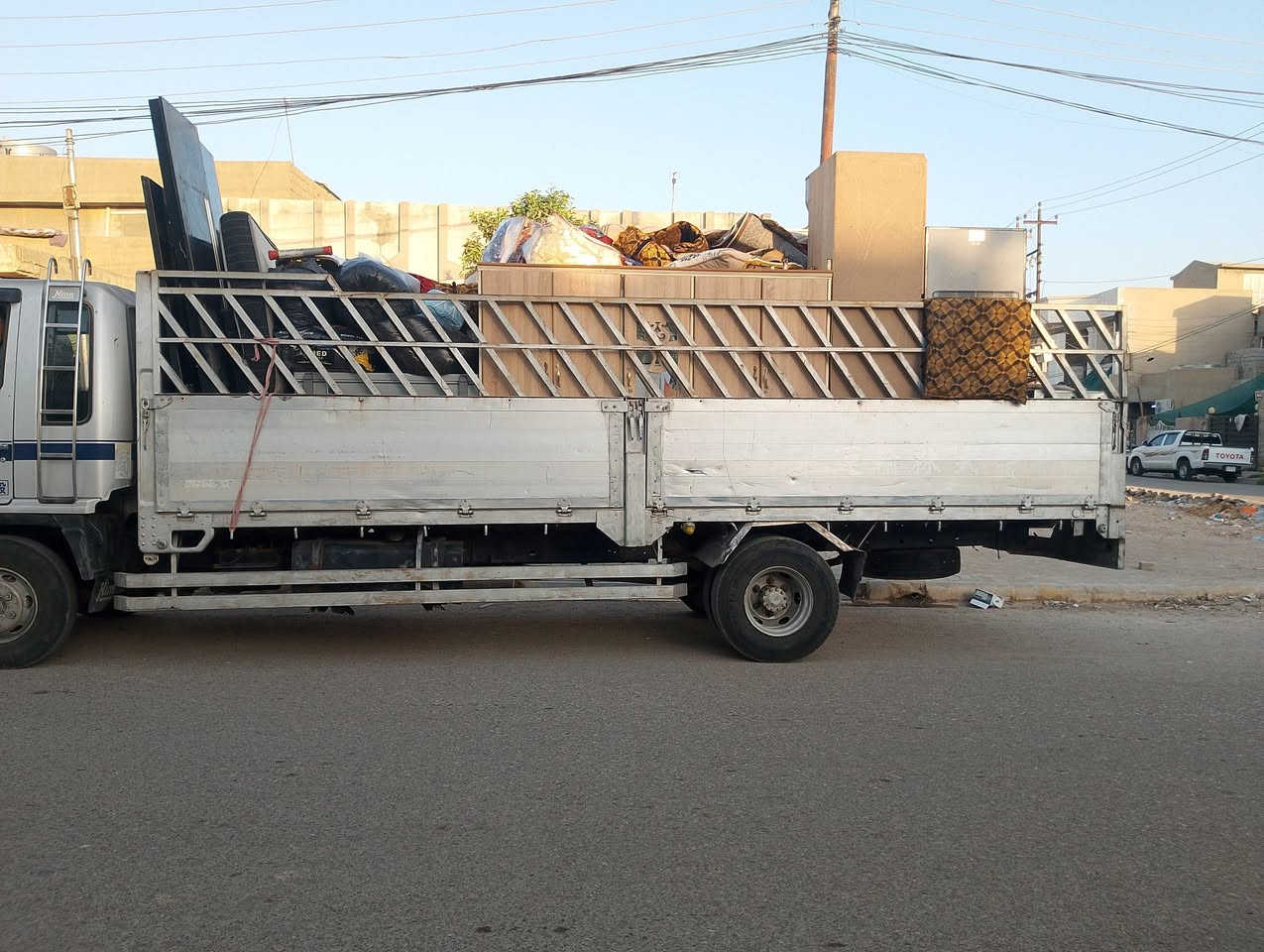 لنقل الاثاث داخل كركوك وخارج  السلام عليكم زبائننا ***********واتساب /اتصال
ويانه💚كلشي سهل باذن الله 💚 من نقل الاثاث العام 🚛والتحويلات من بيت🏡 الى بيت اخر 🌹🏘️ توجد سياره  (هينو  +كنتر+(كيه) وكادر كامل من العمال الموهوبين في حمل الاثاث🦸🥷 والتحمل بما يرضي الله ويرضيك.
يوجد نجار يفتح ويشد الغرف عراقيه🇮🇶-تركيه🇹🇷-ماليزيه 🇲🇾 وايضا فتح وشد جميع انواع السبالت ❄

ما عليك غير انه تتصل وتدلل خلال دقائق تجيك قائمه العمل والاسعار وانت تختار الي يعجبك... 
وعند الاتفاق عليك الجلوس واحنا في خدمتك 🧿🕴️..وكل شي حسب 
طلب الزبون❤

فقط عليك الاتصال***********اتصال/ وتساب +ماسنجر الصفحه
