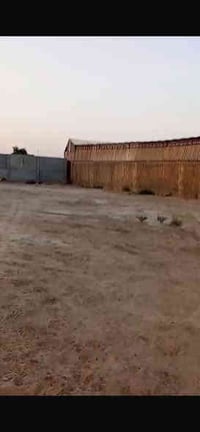 قطعة ارض للايجار  المساحة ٤١٠٣ متر   العنوان  عويريج الصناعيه مقابل مط...