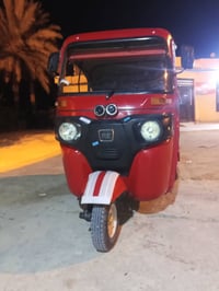 تكتك للبيع موديل 22 محرك مفتوح شرط الشركه  السعر 9وبيهه مجال  07735298...