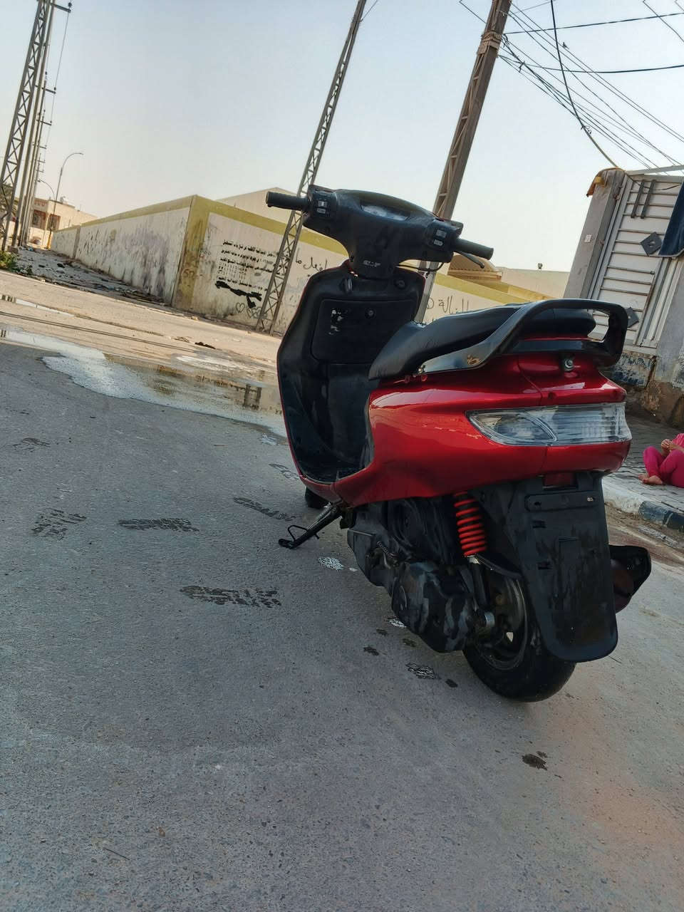 سلام عليكم دراجه للبيع نثيه مفتوحه بس شغل مضبوط دراجه كامله مكمله سرعه معدل فول محرك ناعم لادخن ولاتبخير دراجه نضيفه وشوفت عينك السعر 390 وبيه مجال للطيبين هذا رقمي ***********
مكاني النجف واني خادم
