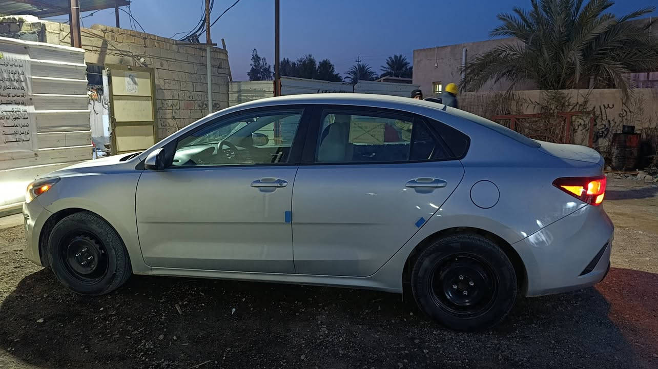 السلام عليكم 
كيا ريو 2023معوقين باسمنه مكاني الديوانية 
بيها جاملغ الامامي الأيمن تبديل بدون دواخل 
السعر 120وبيها مجال قليل رقم التلفون غير متواجد على الفيس  .+
***********
