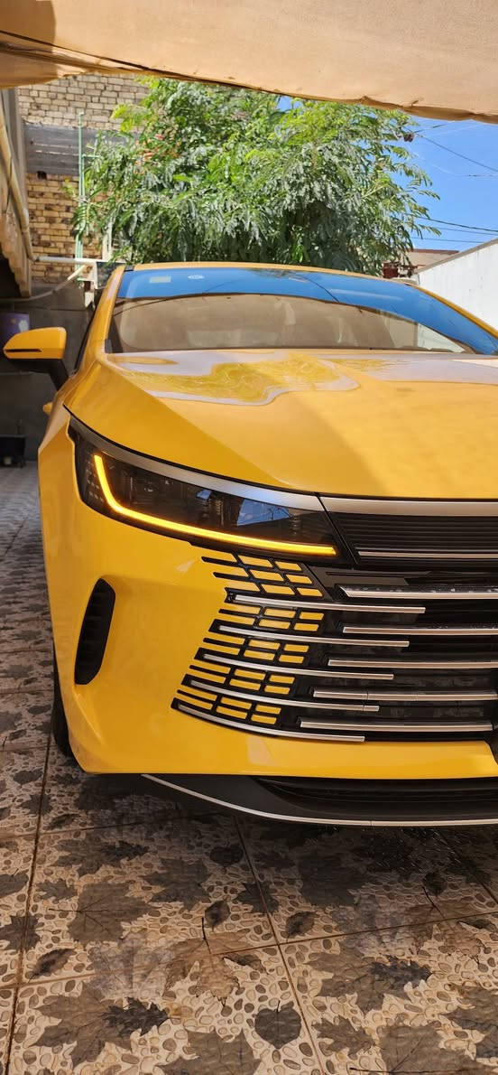BYD Destroyer  2025
كفالة عامة
 
ماشية  3400 كم HEV
ماشية 2090 كم EV

رقم بغداد باسمي تحويل مباشر 
مسجلة هيئة كاملة 

 💢 سيارة  جاهزة مغلفة دوشمة لونين درجة اولى + ارضية + ستيرن + وياها سبير وجك + منصبلها تطبيقات 

🔌 وياها شاحنة بدون ايرث ١٦ امبير + شاحنتها الاصلية والعدة كاملة 

⛔️ يعني تاخذها ما تصرف عليها ربع . 

بطارية 🔋 46 كم EV 
البانزين 1125 كم HEV

السيارة بصمة + كارت NFC

مواصفاتها معروفة 

سعرها 21,400,000 بيها مجال قليل حك الجية 

مكاني ديوانية 

***********
***********
