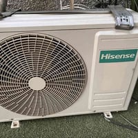 للبيع سبلت هاي سنز 1طن كلش نضيف مشتغل اقل من نص موسم. جديد. 0776709009...