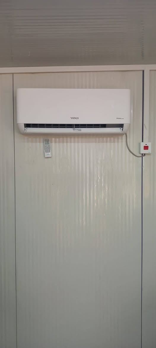 🌹لسنا الوحيدون ولكننا الافضل🌹
💎وجودكم في صفحتنا يزيدها تميزا ✨
#اسعد_الله_اوقاتكم_بكل_خير _متابعينا_الاعزاء
👍👍لسنا الوحيدون و لكن  عملنا يتكلم .
💢 يعنى عندك صيانة أو تنظيف لا تحتار   سبلتك مابي برودة🥶 لا تحتار🤔 سبلتك دفع الهواء ضعيف🤔 لا تحتار، إتصل بينا 📞 و راح نجيك لباب بيتك .. 
   ماعليك فقط الاتصال بمركز خدمة العملاء  ☎️ورشة حسين الهندسيه 
***********
***********
***********
...أو مراسلة الصفحة
🟥  تنظيف موقعي  لجميع الدوائر والشركات مع الضمان 👍💪 سمعتنا 
🟥 صيانة - شحن غاز إيطالي مع الضمان - نصب - غسل عمل فاكيوم .. 
💬 فـي حال عدم اتصالنا بكم يرجى ابلاغنا بالامر او مراسلة 
📩 للاستفسار يرجـى مراسلة الصفحة ا
