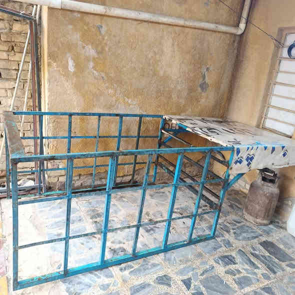 السلام عليكم محجر البيع تزكام يرهم دايون و جمره  محجر نضيف السعر 80مكاني بغداد العبيدي الاستفسار ***********
