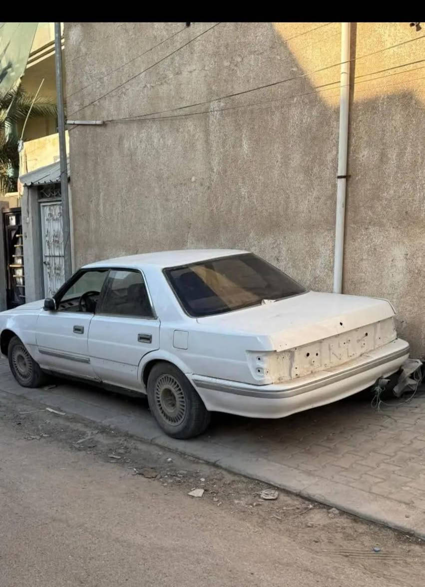 السلام عليكم 
من رخصه الادمن هارتوب مالت تعمير موديل 1991 رقم نجف للبيع توها مصبوغه حدايده نص تخم تاير جديد  عمر عوزها دواخل ونقوصات بسيطه بك لايت بيها بس واحد ماكنها النجف مكلف بالنشر الاتصار على الرقم   ***********
